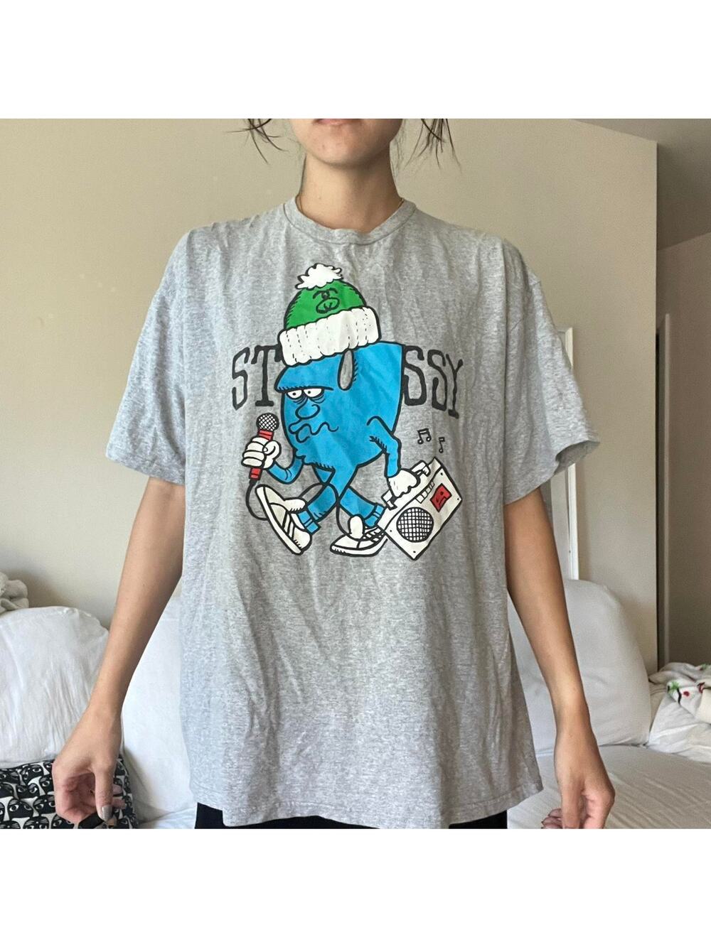 Early 2000s stussy grey and blue t-shirt